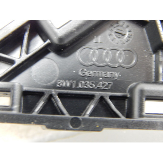 Кронштейн решітки динаміка AUDI A4 8W1035427 2016-2022