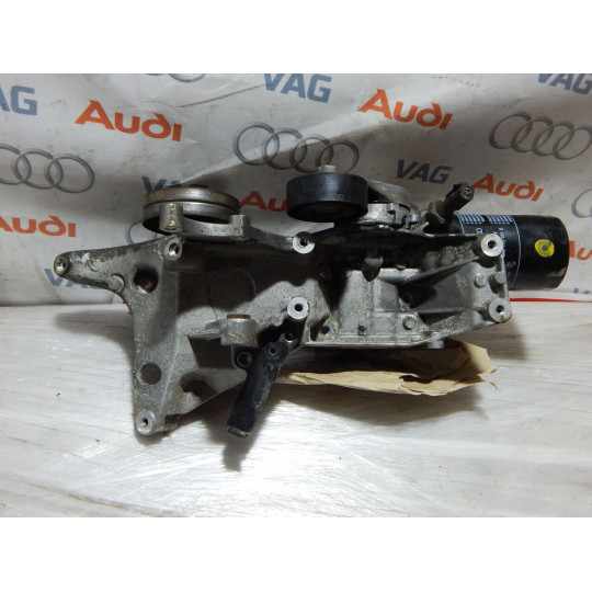 Кронштейн генератора и компрессора AUDI A4 06H903143H 2008-2016