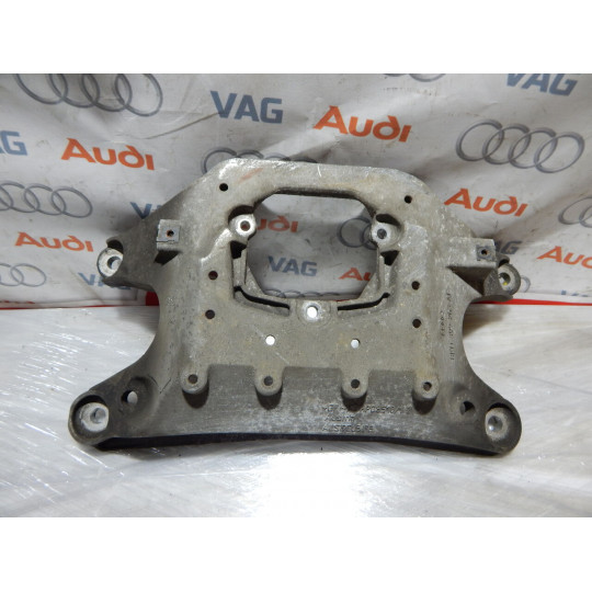 Кронштейн КПП AUDI A4 8K0399263AF 2008-2017