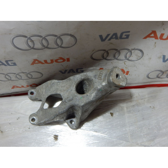 Кронштейн подушки двигателя AUDI A4 8K0199307BE 2008-2017