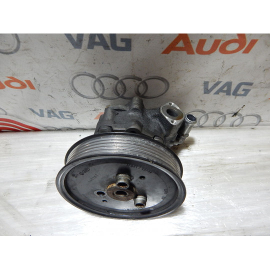 Насос гидроусилителя руля ГУР AUDI A4 8K0145156J 2008-2012