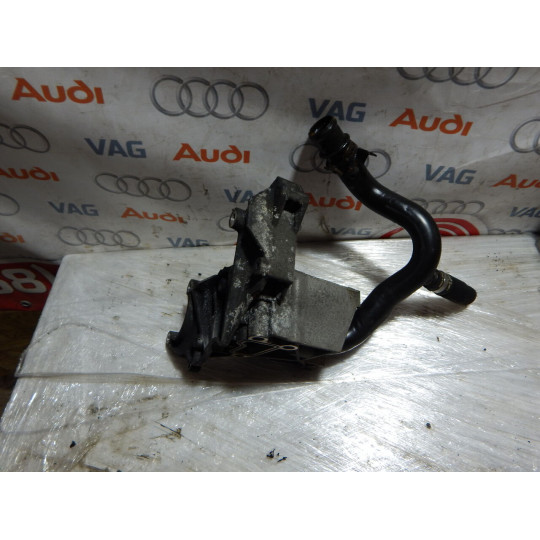 Кронштейн генератора AUDI A4 059145169AC 2008-2012