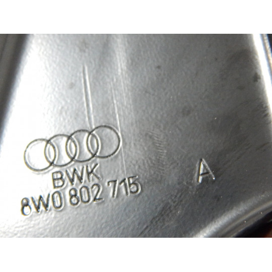 Кронштейн запаски AUDI A4 8W0802715A 2016-2022