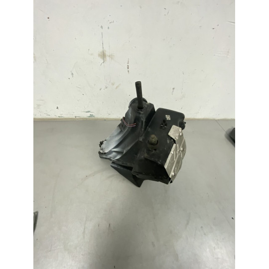 Корпус повітряного фільтра AUDI A4 8K0133837T 2008-2016