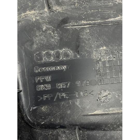 Накладка обшивки кришки багажника AUDI A4 8K9867979 2008-2016