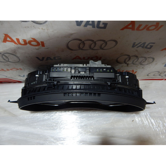 Щиток приборов 2.0 TFSI AUDI A4 8W5920870C 2016-2020