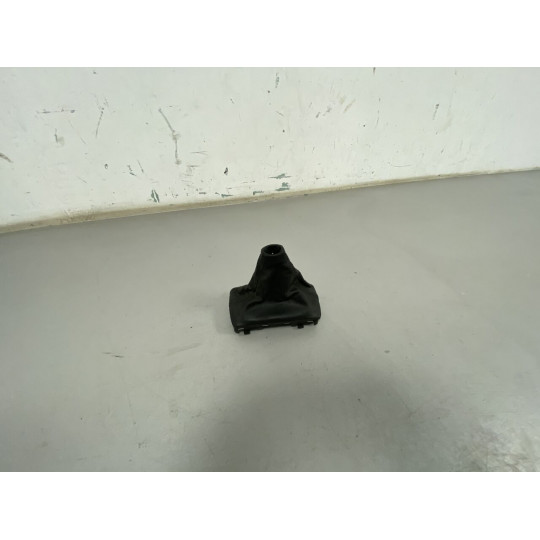 Кожух ручки коробки передач AUDI A4 8K2713139E 2008-2016