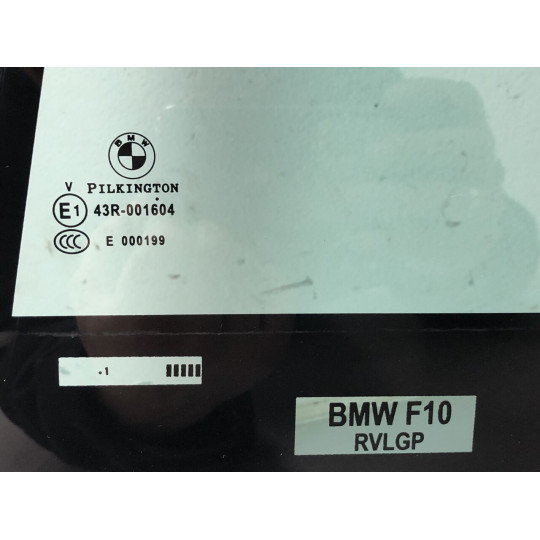 Бічне скло ліве 11 рік BMW 5 F10 51357311247 2010-2017