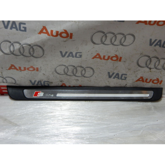 Накладка порога передня права S-Line AUDI A4 8K0853374 2008-2016