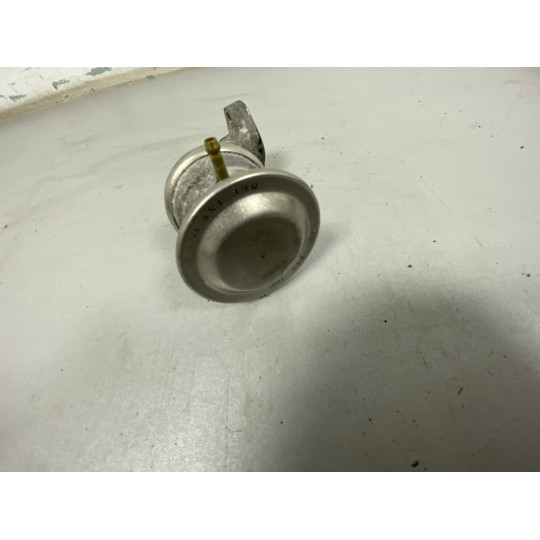 Клапан рециркуляции отработанных газов AUDI Q5 06E131101E