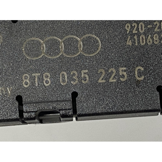 Підсилювач антени AUDI A4 8T8035225C