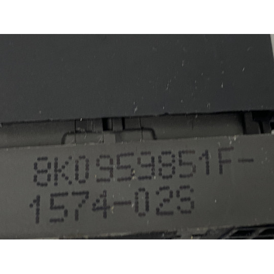 Кнопки стеклоподъемников AUDI Q5 8K0959851F