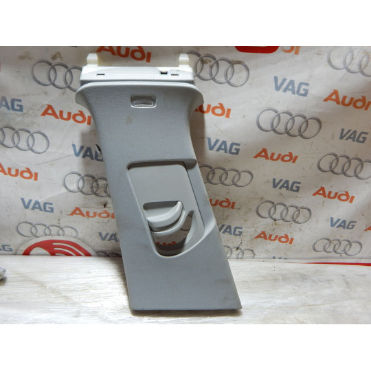 Обшивка стойки левой AUDI A4 8W0867243E 2016-2020