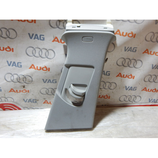 Обшивка стойки правой AUDI A4 8W0867244E 2016-2020