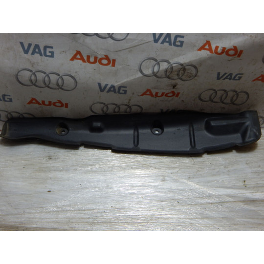 Шумоізоляція крила права AUDI A4 8W0821112 2016-2020