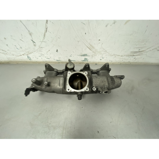 Впускний колектор 2.0 TFSI AUDI Q5 06H133201AR 2008-2016