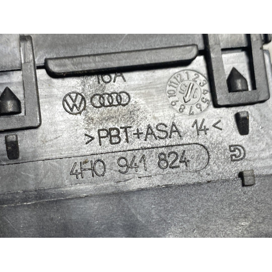 Роз'єм AUDI A4 4H0941824 2008-2022