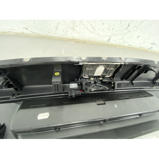 Накладка багажного відділення AUDI Q5 8R0864513C 2008-2016