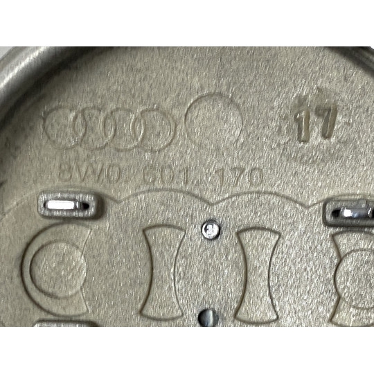 Ковпак колеса AUDI A4 8W0601170 2016-2022