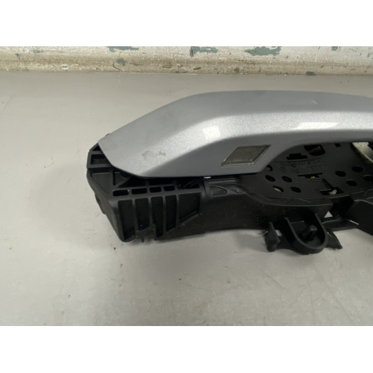 Наружная ручка двери AUDI A4 8W0837812A 2016-2022