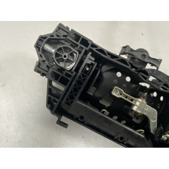 Наружная ручка двери AUDI A4 8W0837812A 2016-2022