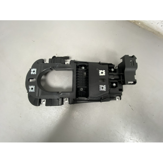 Кронштейн ручки коробки передач AUDI Q5 80B863531A 2016-2022