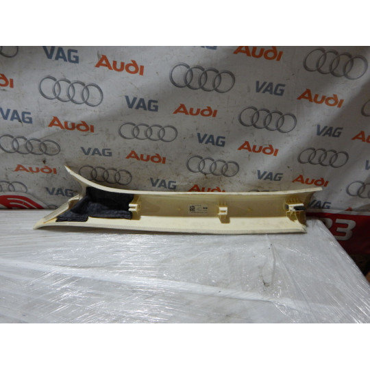 Накладка салону права AUDI A6 4G0867234 2011-2018