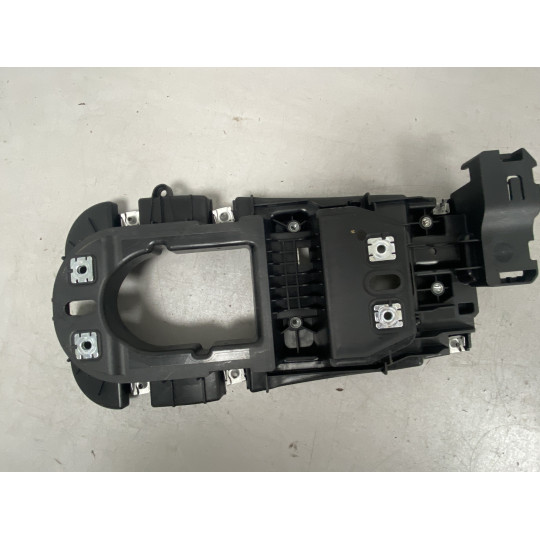 Кронштейн ручки коробки передач AUDI Q5 80B863531A 2016-2022