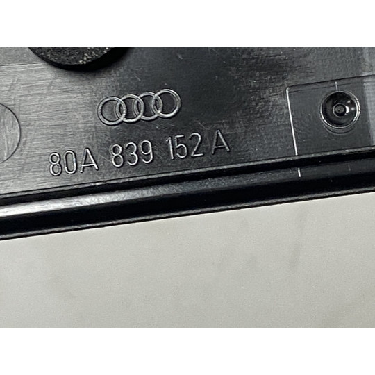 Кронштейн уплотнителя AUDI Q5 80A839152A 2016-2022