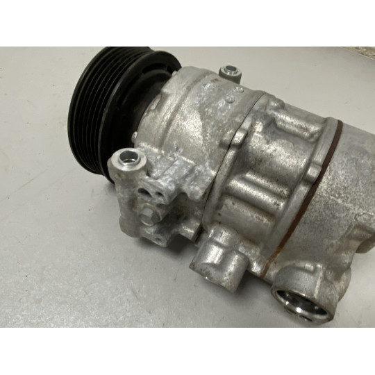 Компрессор кондиционера AUDI A4 4M0816803 2016-2022