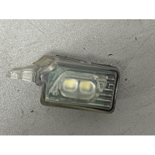 Підсвічування LED ручки права AUDI A4 Q5 8W0947134 2016-2022