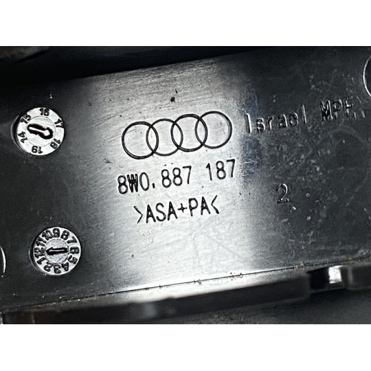 Кріплення ISOFIX AUDI A4 8W0887187 2016-2022