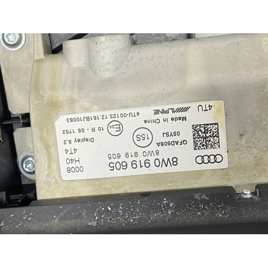 Дисплей бортового комп'ютера AUDI A4 8W0919605 2016-2022