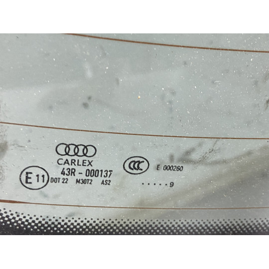 Заднее стекло 19 год AUDI A4 8W5845501B 2016-2022