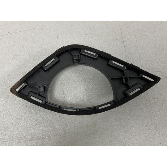 Кронштейн решетки динамика AUDI Q5 80B035428 2016-2022