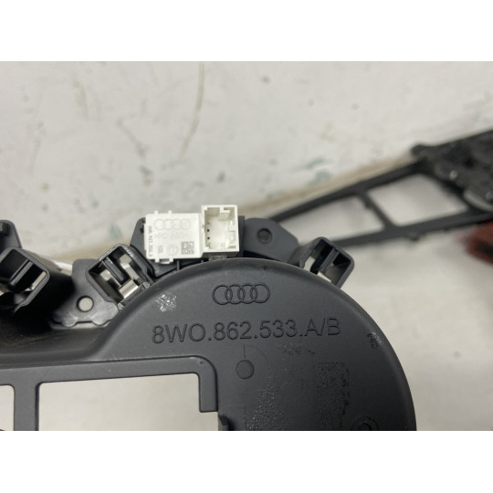 Подстаканник AUDI A4 8W0862533A 2016-2022