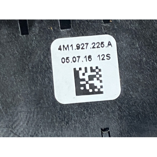 Кнопка паркування AUDI A4 4M1927225A 2016-2022