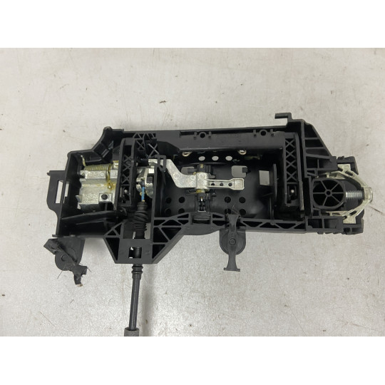 Наружная дверная ручка AUDI A4 8W0837812A 2016-2022