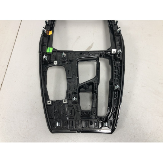 Декоративна накладка на центральну консоль BMW X3 G01 51166822051 2017-