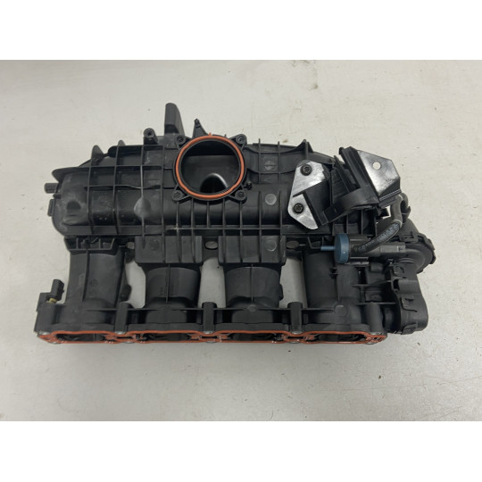 Впускний колектор 2.0 TFSI AUDI A4 06L133201FR 2016-2022