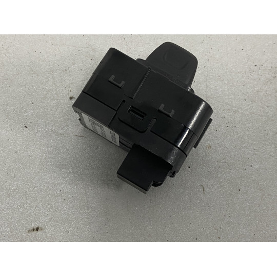 Кнопка кермовой колонки AUDI Q7 Q8 4M0953551 2018-2022