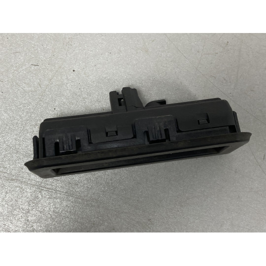 Кнопка крышки багажника AUDI Q5 6V0827566 2016-2022