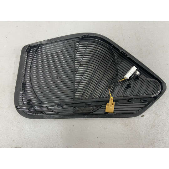 Решітка динаміка передніх лівих дверей AUDI A4 BANG&OLUFSEN 8W0035143 2016-2022