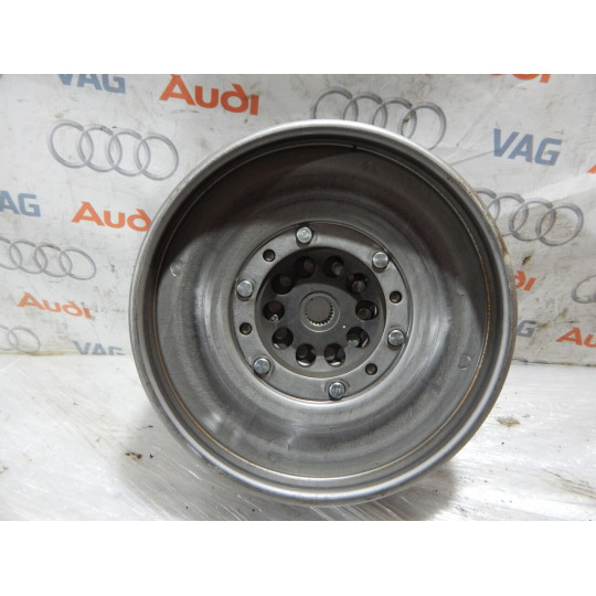 Маховик AUDI A4 0CK105317AG 2016-2021