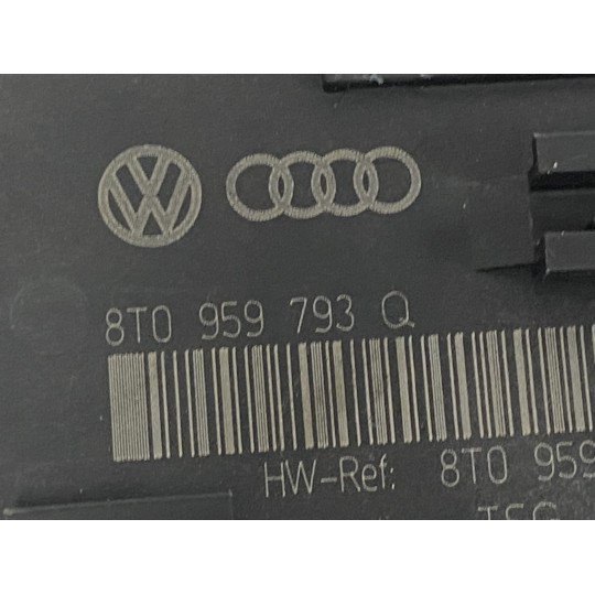 Блок управления дверьми передний AUDI A4 8T0959793Q 2008-2016