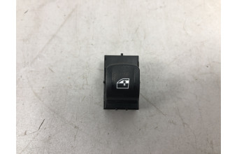 Кнопка склопідйомника BMW X3 G01 61319327031 2017-