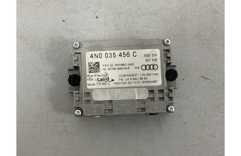 Усилитель антенны AUDI Q3 A4 4N0035456C 2019-