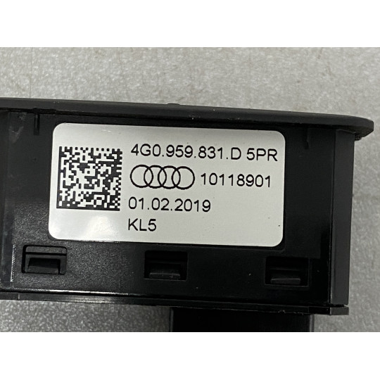 Кнопка кришки багажника AUDI Q5 Q3 4G0959831D5PR 2016-2022