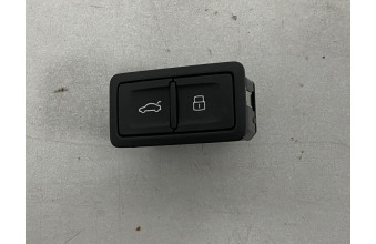 Кнопка кришки багажника AUDI Q5 Q3 4G0959831D5PR 2016-2022