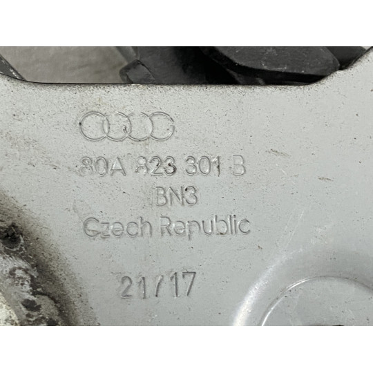 Петля капота левая AUDI Q5 80A823301B 2016-2022